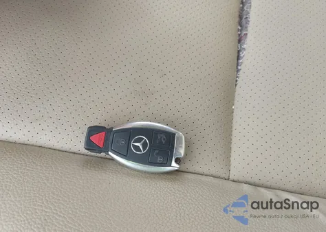 2011 Mercedes-Benz C 300 Luxury/Sport из США, поврежденный, VIN WDDGF5EB4BR183766